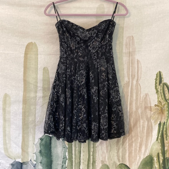 Forever 21 Dresses & Skirts - Iridescent Floral Strapless Dress NWT